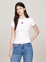 Tommy Jeans Camiseta slim Acanalada con Parche Mujer blanco